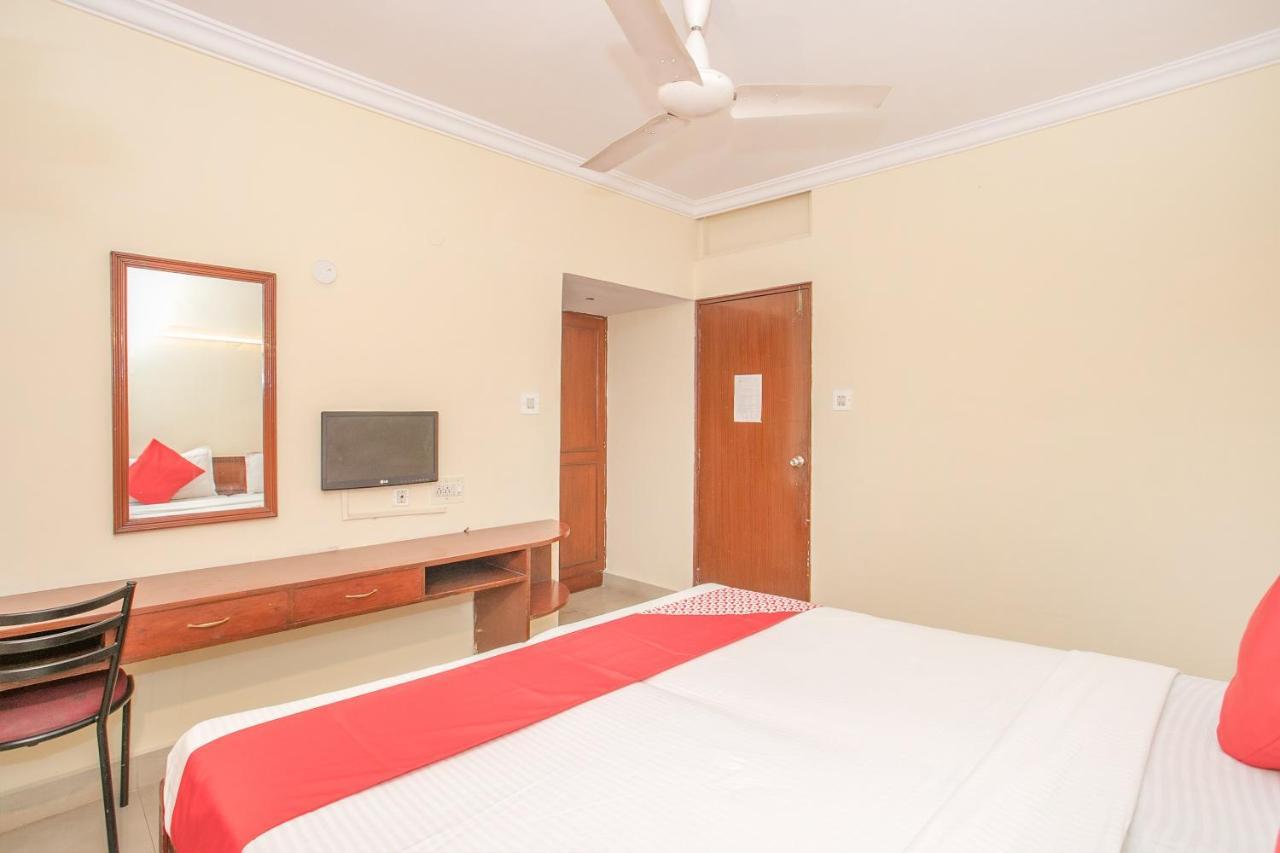 Hotel Geo Бангалор Екстериор снимка